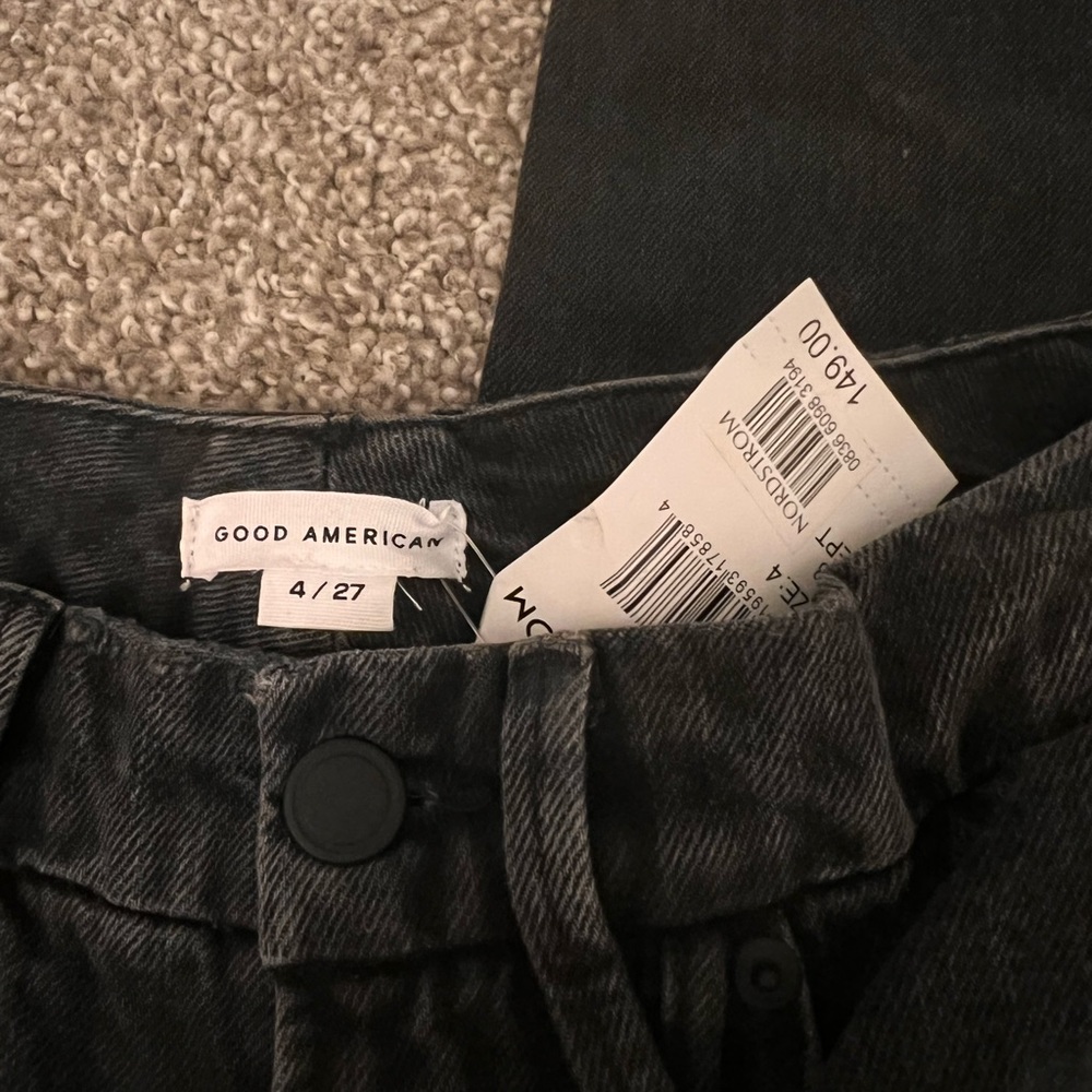 Black Good American mom jeans